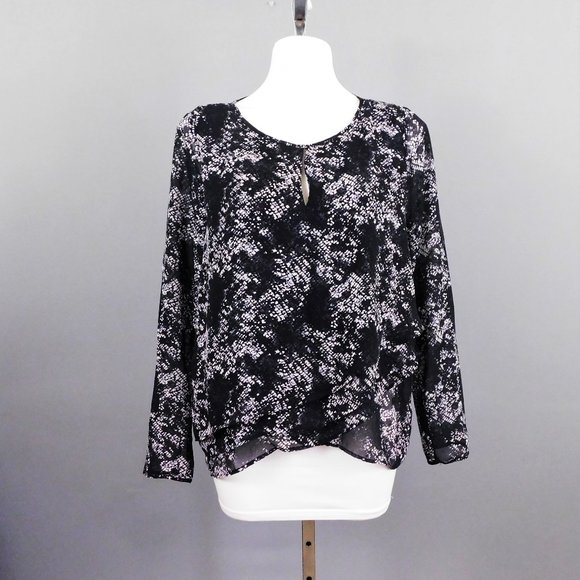 Paper Crane Tops - Paper Crane‎ Women Shirt Black White L